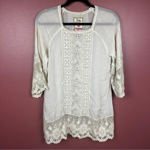 Johnny Was cream embroidered tunic 3/4 sleeves size small